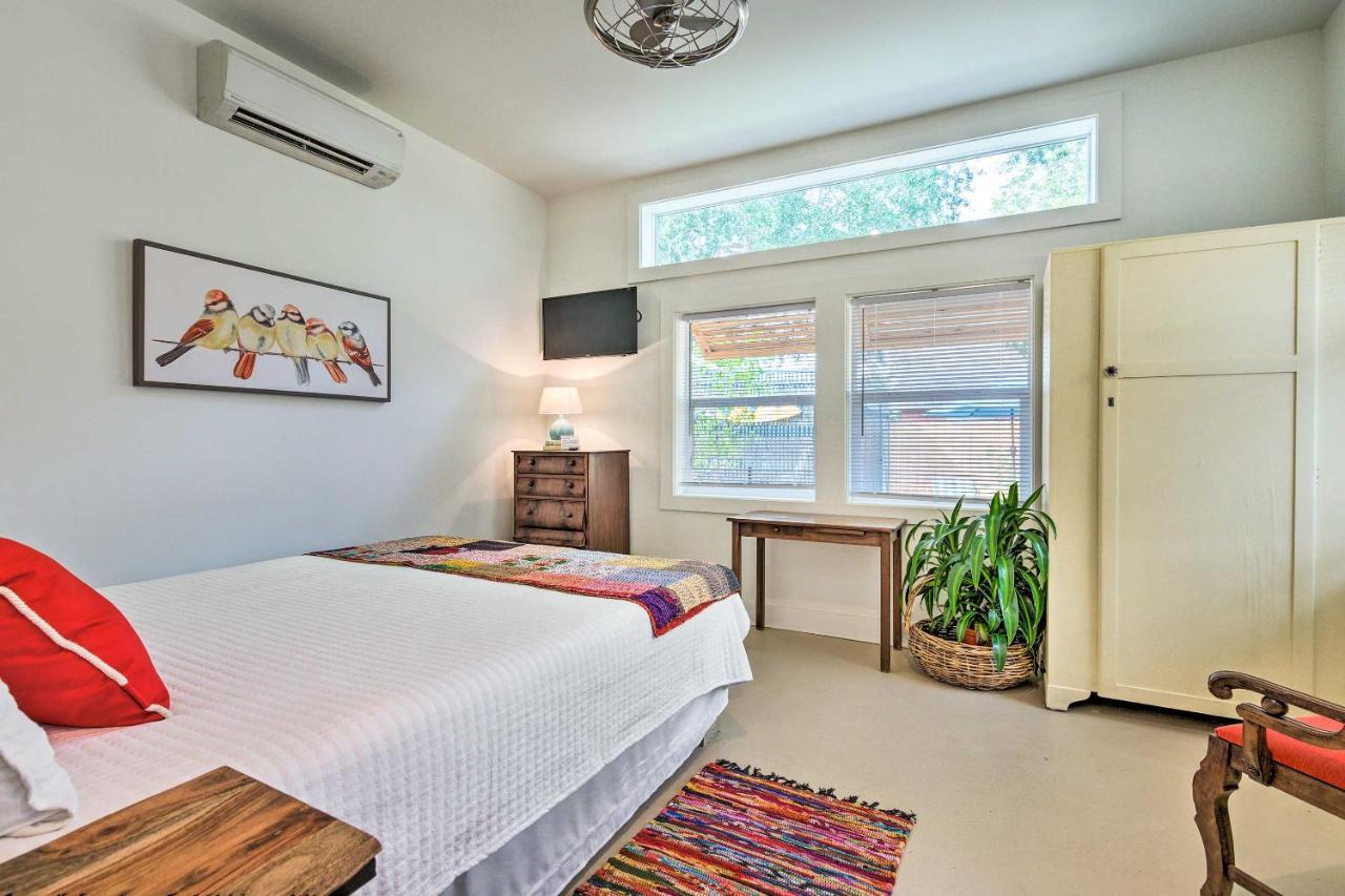 Walk To Beach From Chic Old Town Apartment With Yard Bay St. Louis Dış mekan fotoğraf